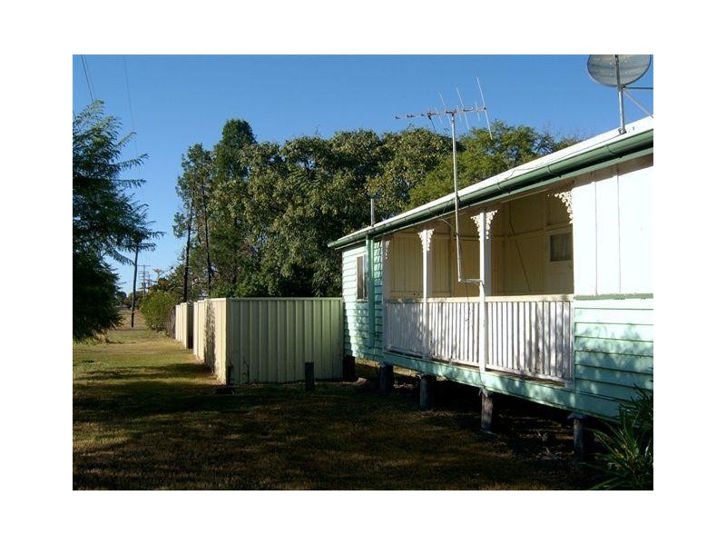 62 Dalby Street, Jandowae QLD 4410