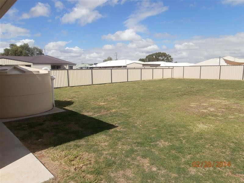 50 Windmill Road, Chinchilla QLD 4413