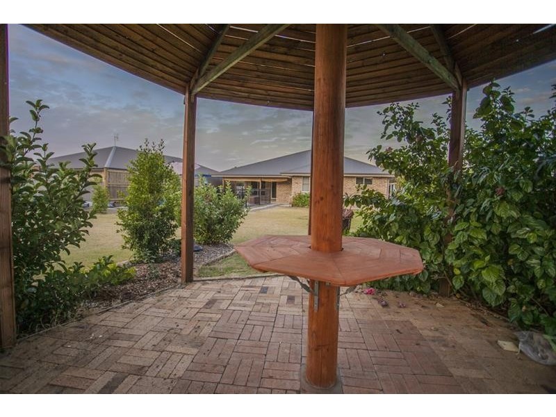 12 Parker Place, Chinchilla QLD 4413