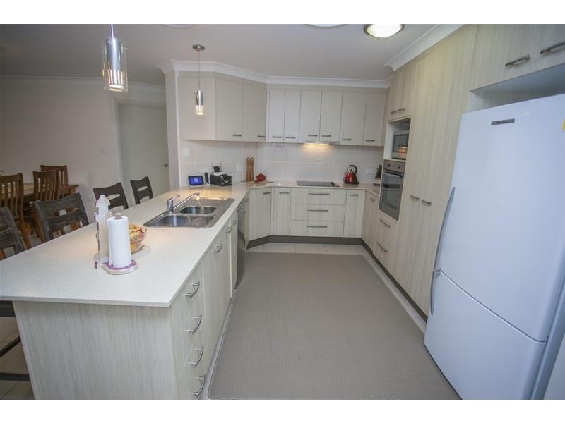 12 Parker Place, Chinchilla QLD 4413