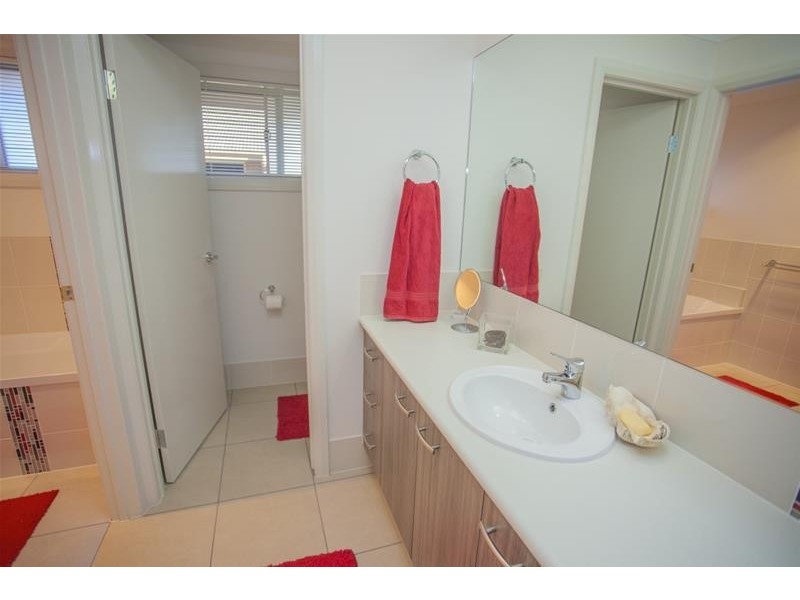 12 Parker Place, Chinchilla QLD 4413