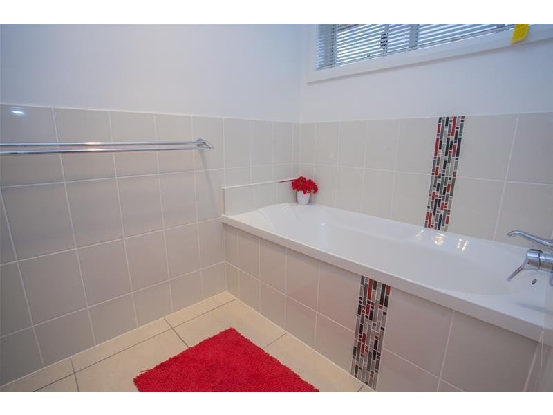 12 Parker Place, Chinchilla QLD 4413