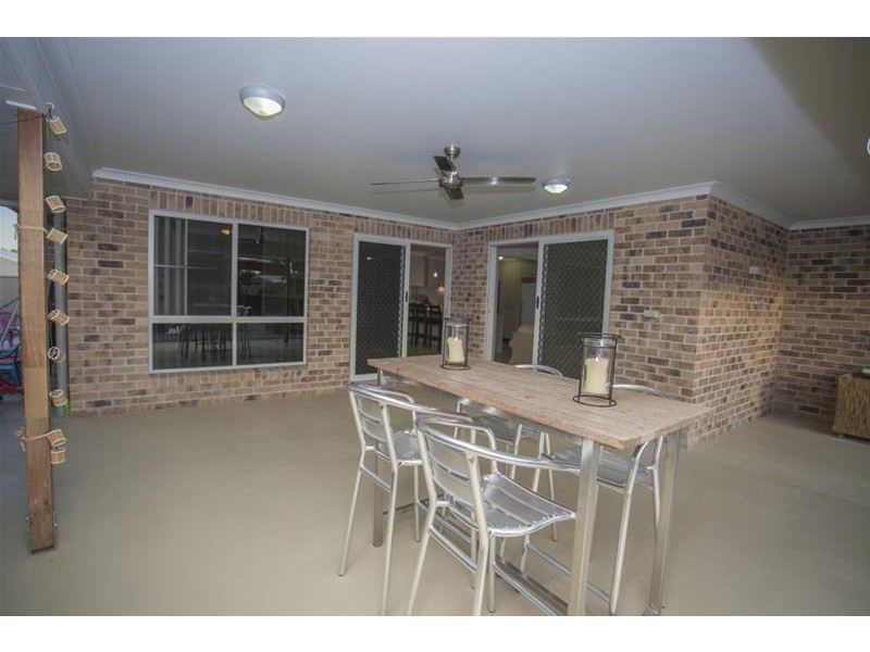12 Parker Place, Chinchilla QLD 4413