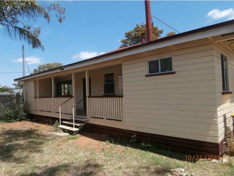 105 Colamba Street, Chinchilla QLD 4413