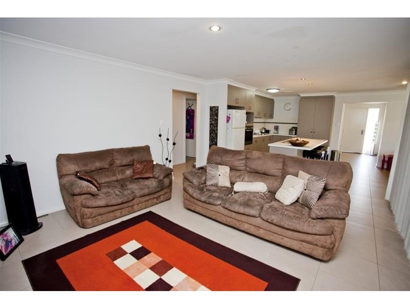 9 Sommerfeld Crescent, Chinchilla QLD 4413