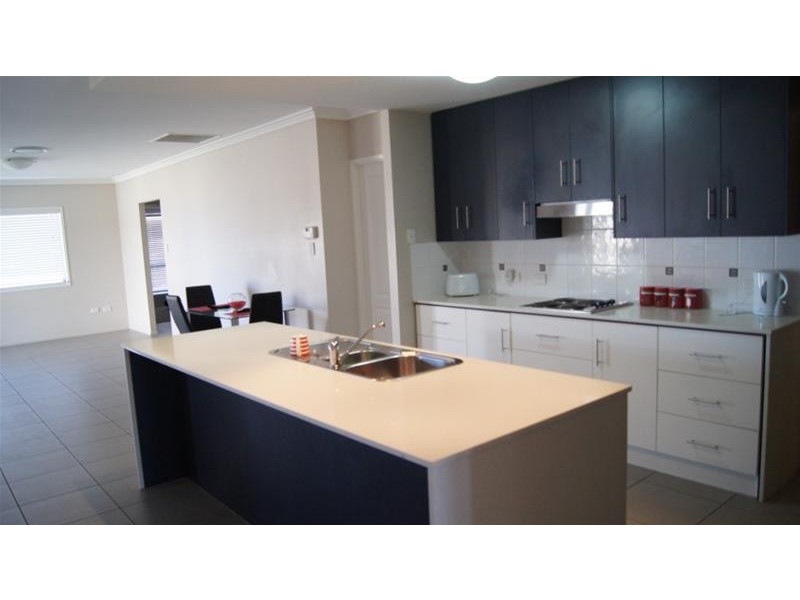 27 Sommerfeld Crescent, Chinchilla QLD 4413