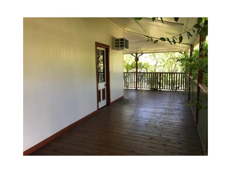 6 Russell Street, Chinchilla QLD 4413