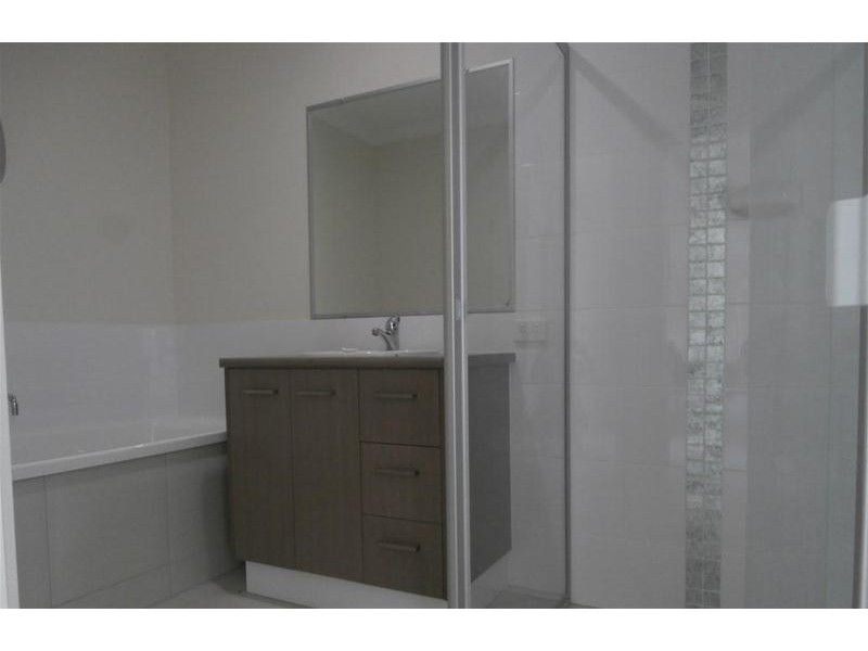 12 Gleeson Street, Chinchilla QLD 4413