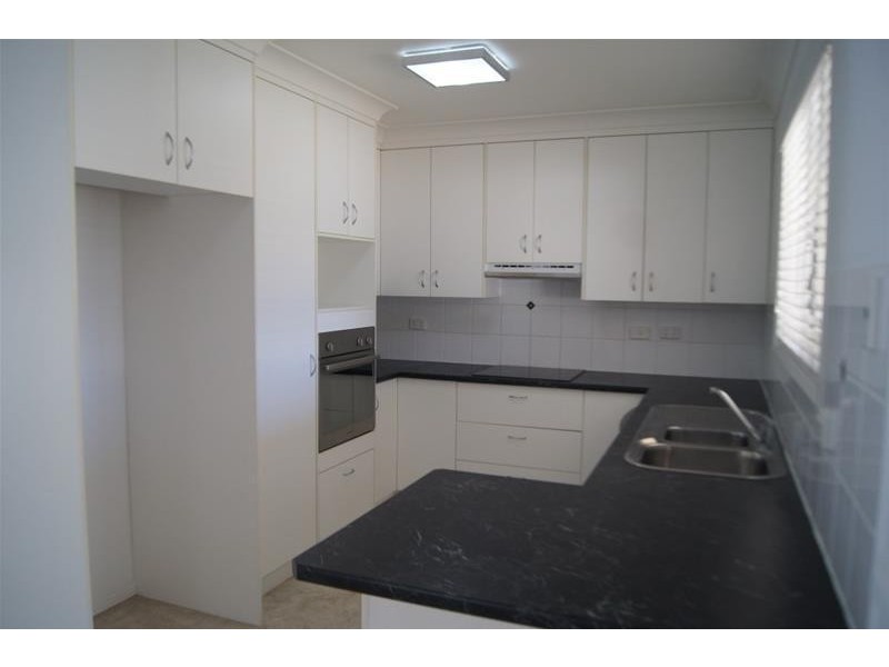 60 Glasson Street, Chinchilla QLD 4413