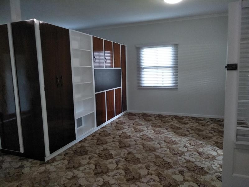 9  Evans Street, Chinchilla QLD 4413