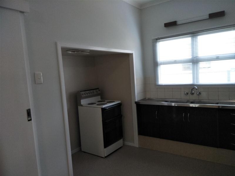 9  Evans Street, Chinchilla QLD 4413