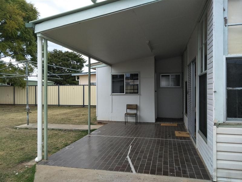 9  Evans Street, Chinchilla QLD 4413