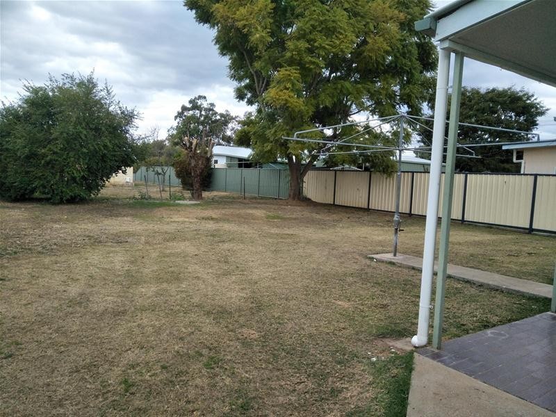 9  Evans Street, Chinchilla QLD 4413