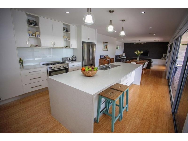 33 Sommerfeld Crescent, Chinchilla QLD 4413