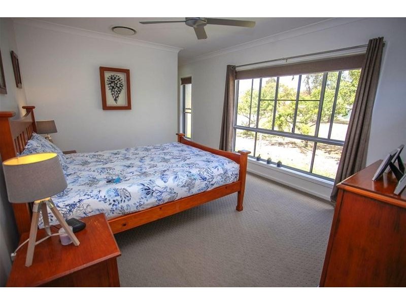 33 Sommerfeld Crescent, Chinchilla QLD 4413