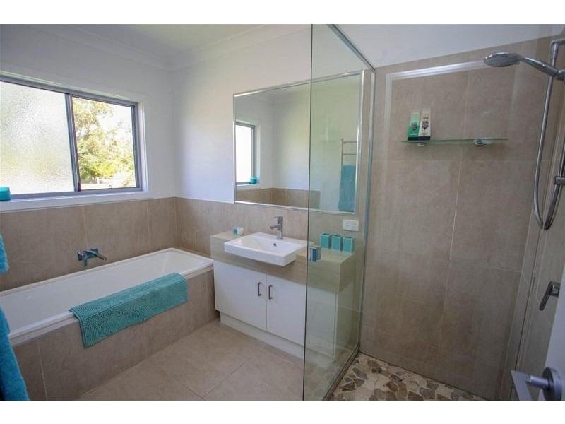 33 Sommerfeld Crescent, Chinchilla QLD 4413