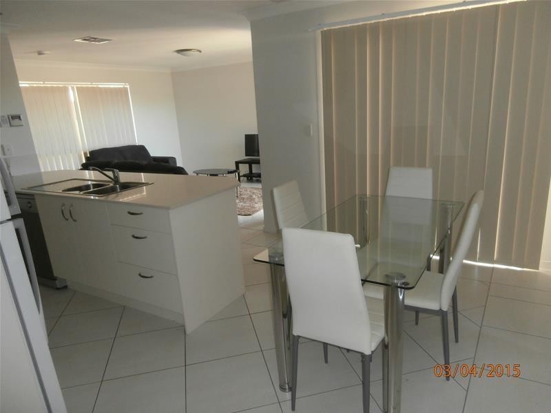 4/6 Holland Street, Chinchilla QLD 4413