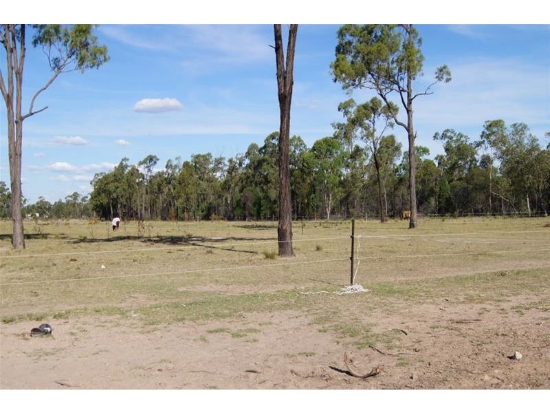 419 Surcingle Road, Chinchilla QLD 4413