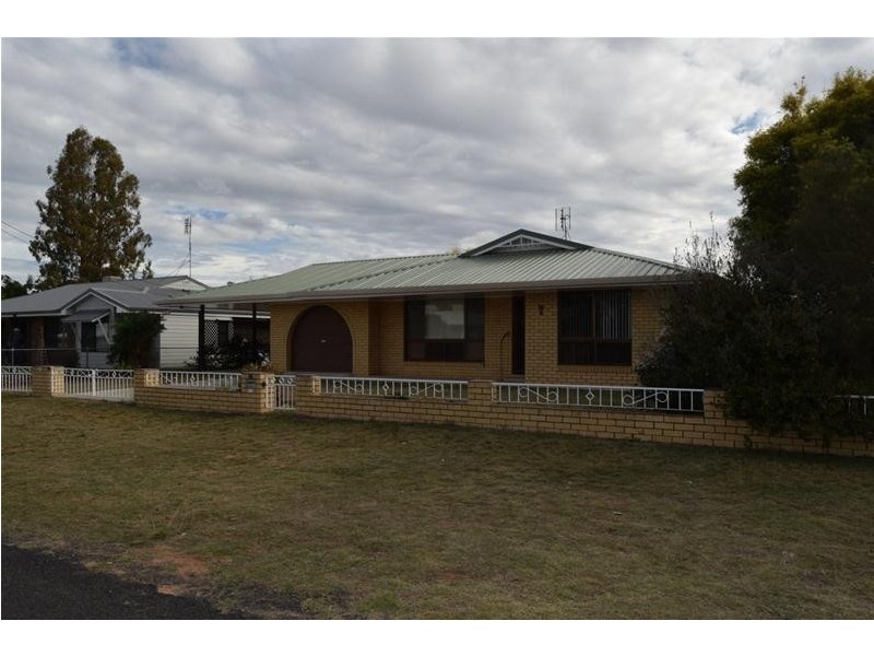 7 Scouller Street, Chinchilla QLD 4413