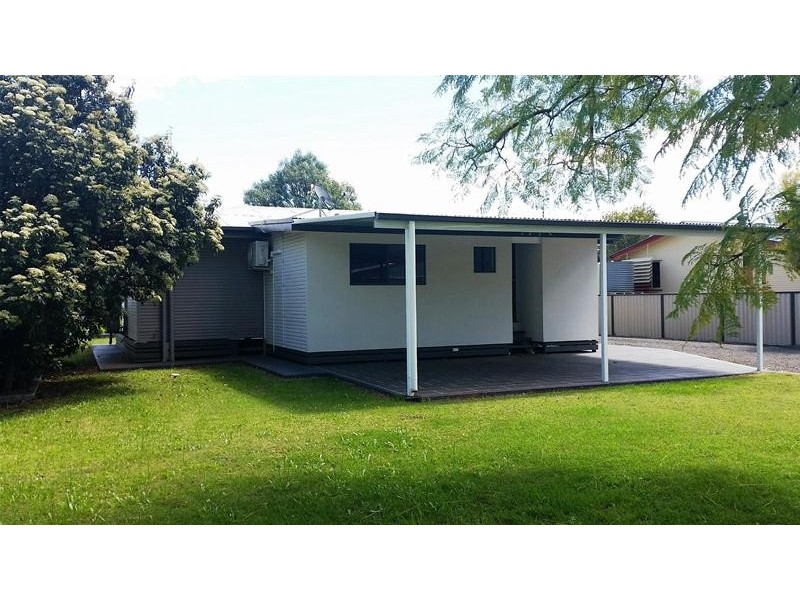 5 Mackie Street, Chinchilla QLD 4413