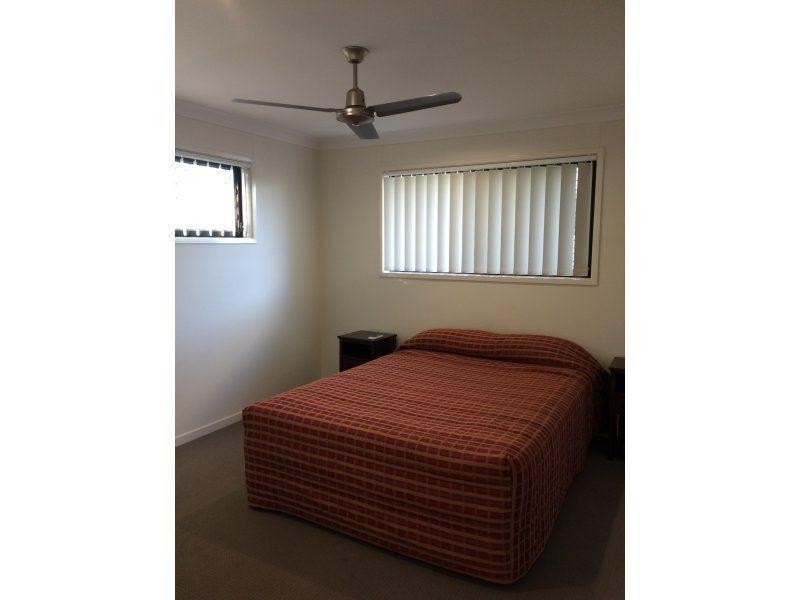 2/14 Back Avenue, Chinchilla QLD 4413