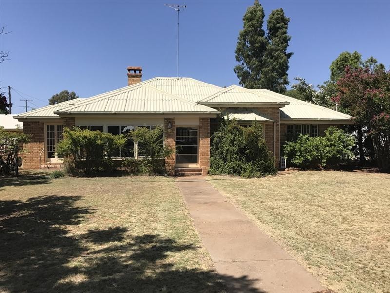 24 Glasson Street, Chinchilla QLD 4413