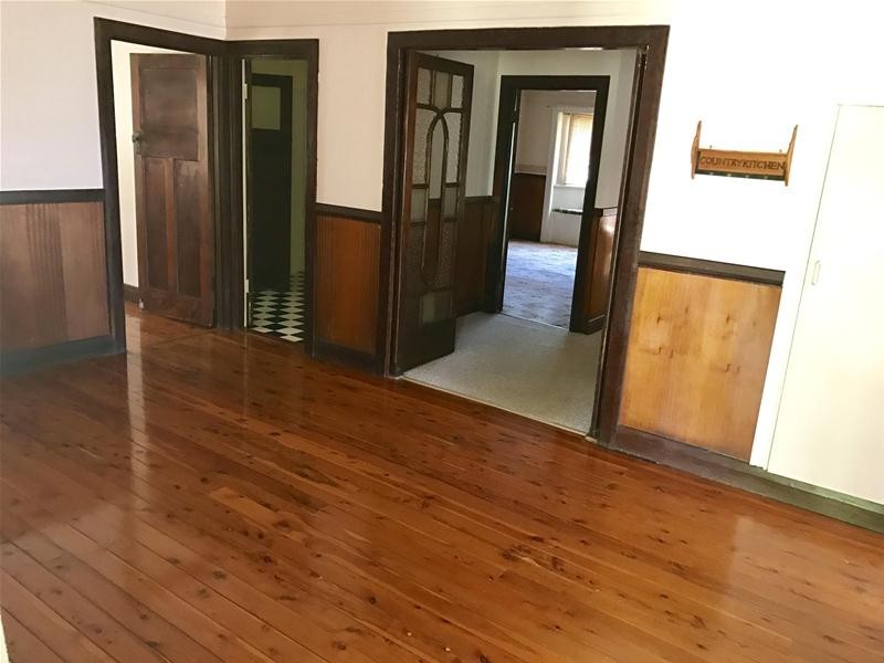 24 Glasson Street, Chinchilla QLD 4413