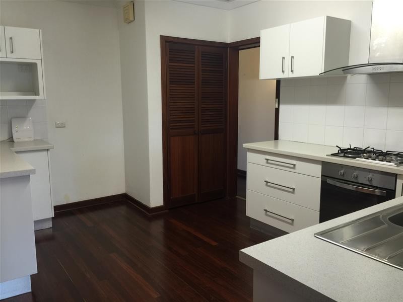 7 Nethercott Street, Huntingdale WA 6110