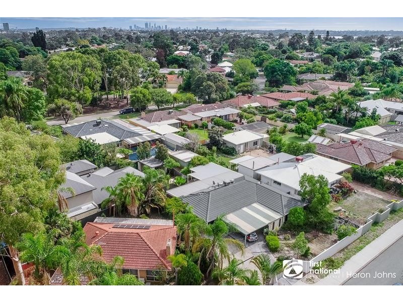 60 Bull Creek Road, Rossmoyne WA 6148