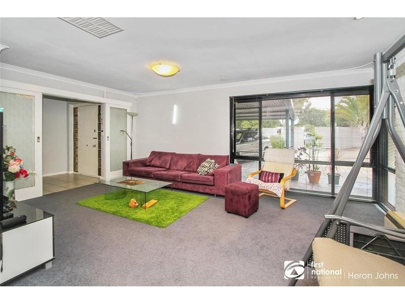 60 Bull Creek Road, Rossmoyne WA 6148