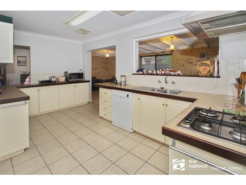 60 Bull Creek Road, Rossmoyne WA 6148