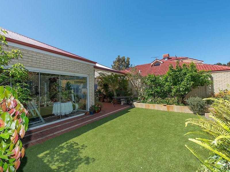 7 Mossman Crescent, Bull Creek WA 6149