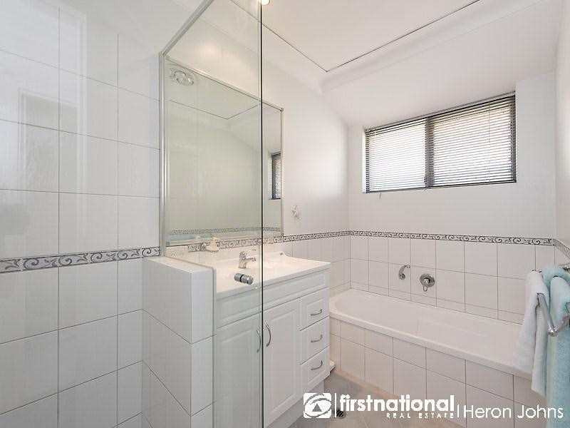 4 Spigl Way, Bateman WA 6150