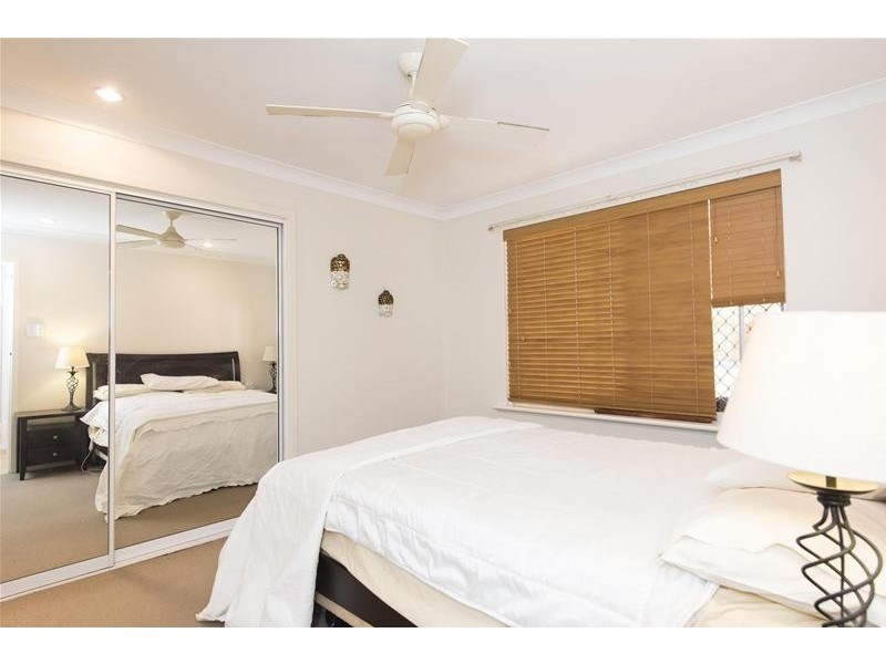 11 Hogarth Way, Bateman WA 6150