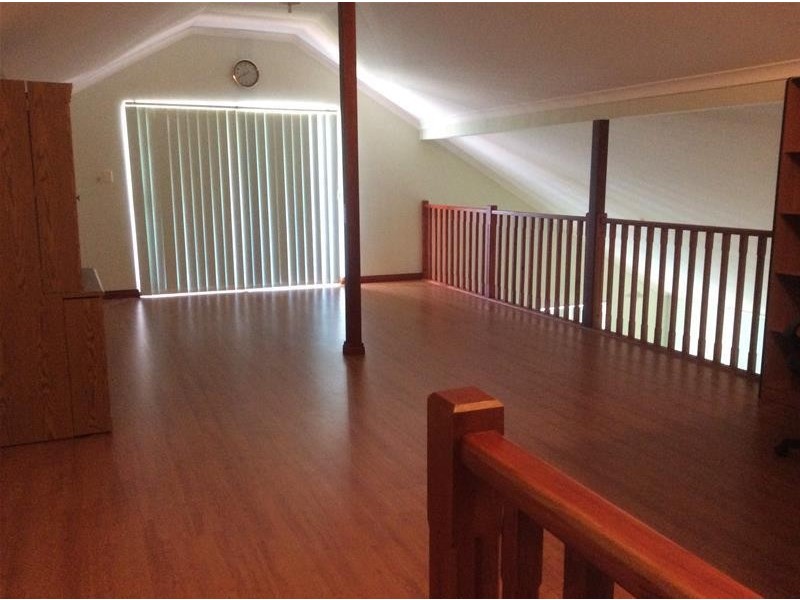 30 Dolphin Way, Yangebup WA 6164