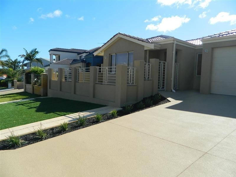 11 Exley Close, Kardinya WA 6163