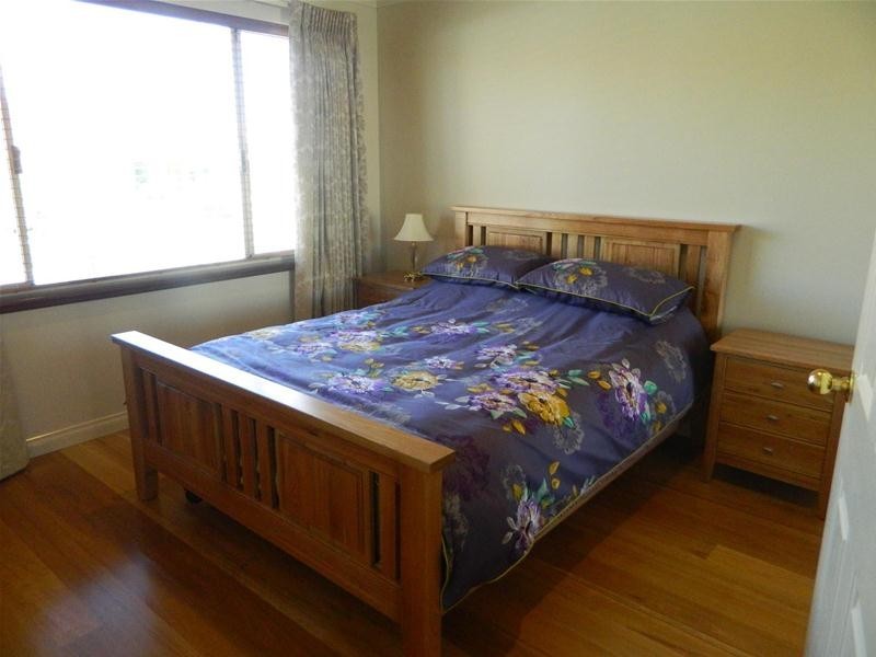 11 Exley Close, Kardinya WA 6163