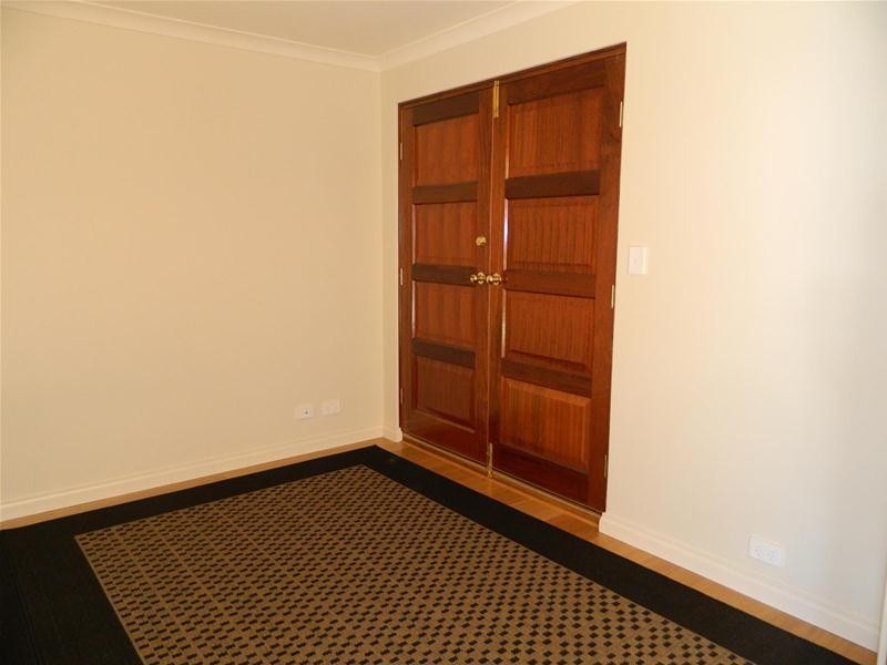 11 Exley Close, Kardinya WA 6163