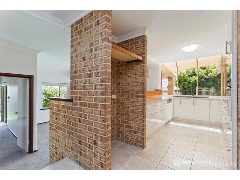 15 Maquire Way, Bull Creek WA 6149