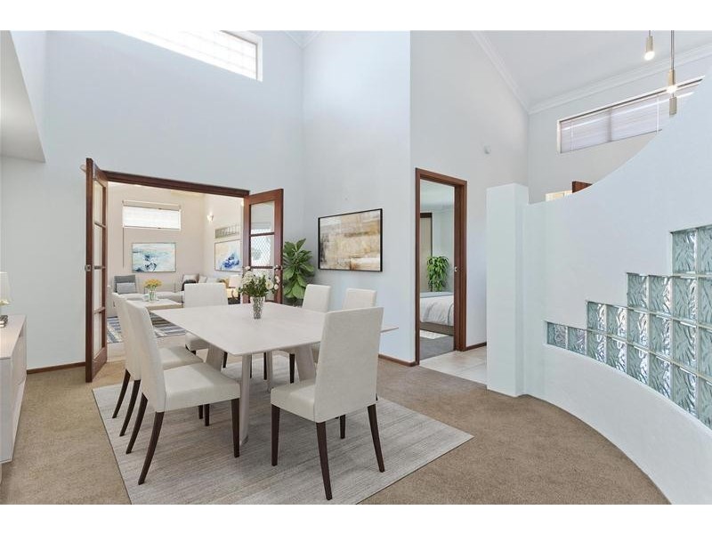 15 Maquire Way, Bull Creek WA 6149