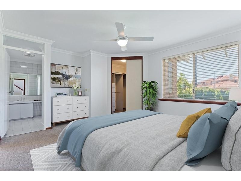 15 Maquire Way, Bull Creek WA 6149