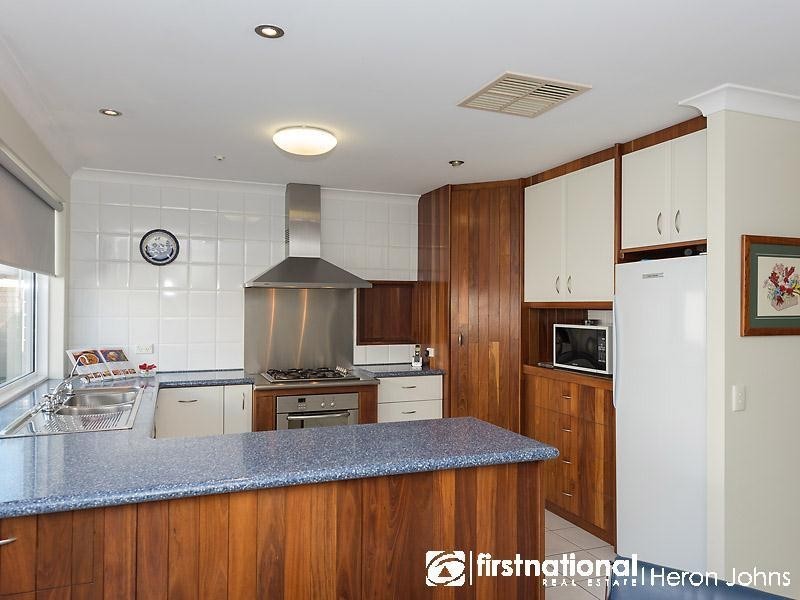 3 Dyson Close, Leeming WA 6149