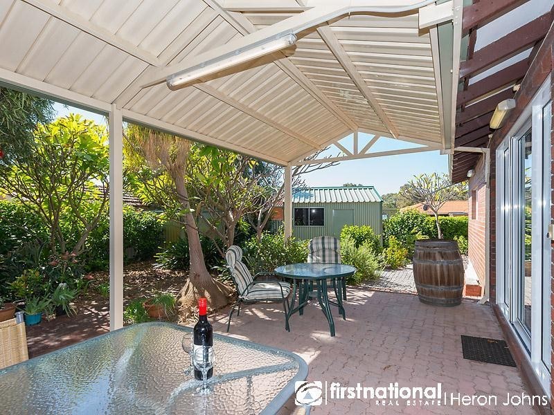 3 Dyson Close, Leeming WA 6149