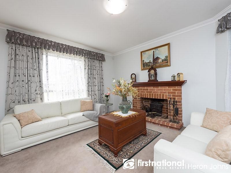 32 Broadbent Loop, Leeming WA 6149
