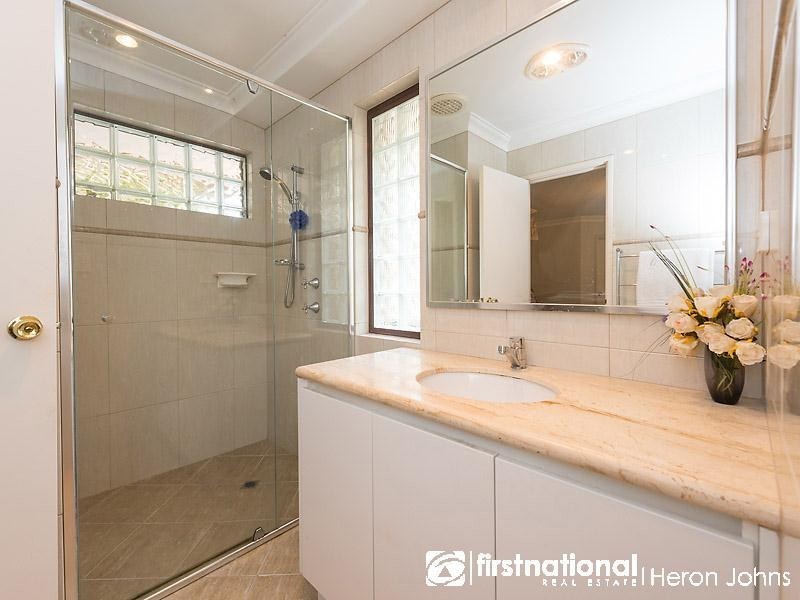 32 Broadbent Loop, Leeming WA 6149