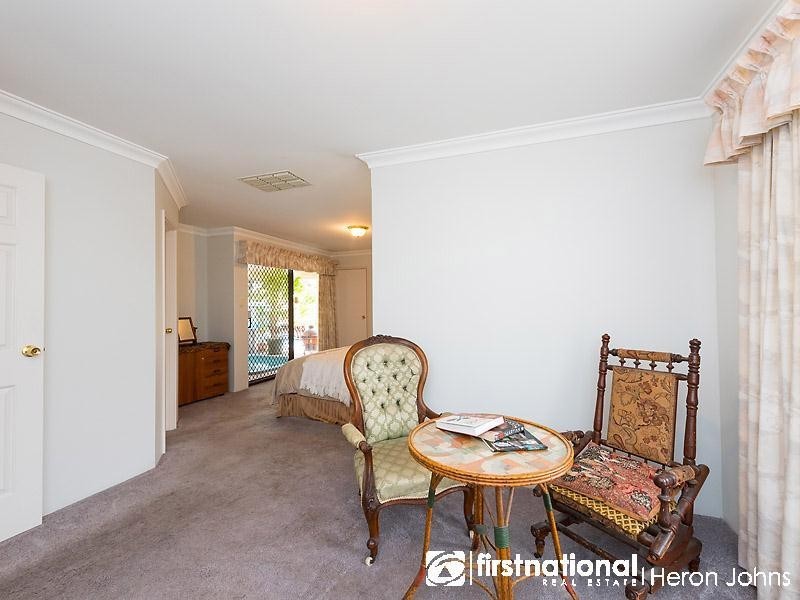 32 Broadbent Loop, Leeming WA 6149