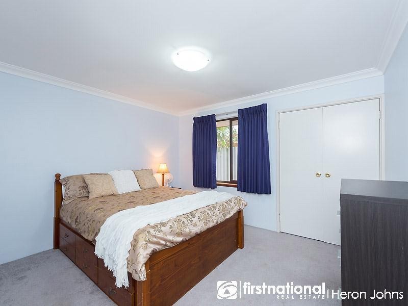 32 Broadbent Loop, Leeming WA 6149
