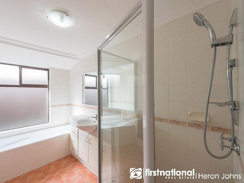 32 Broadbent Loop, Leeming WA 6149