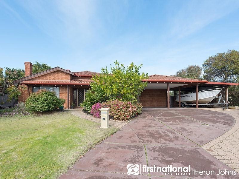 32 Broadbent Loop, Leeming WA 6149