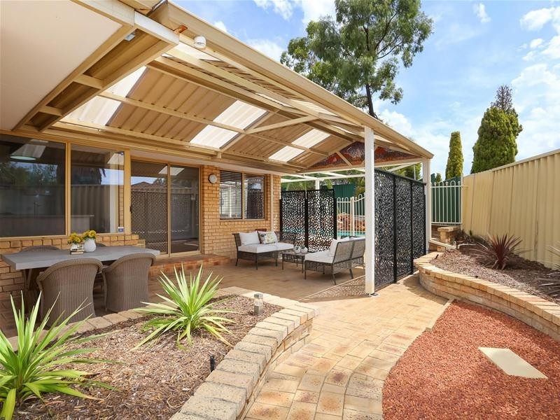 4 Gledhill Way, Leeming WA 6149